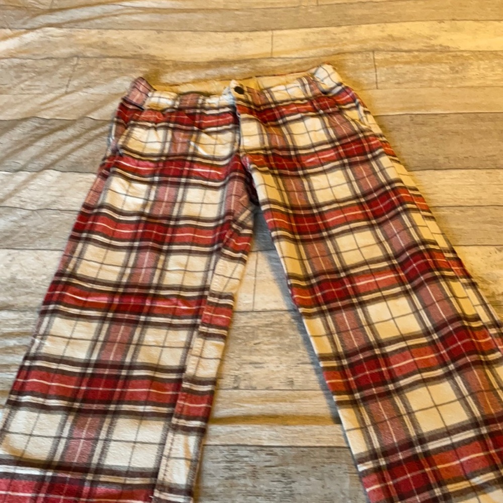 EUC Abercrombie and Fitch Flannel red plaid lounge pants.